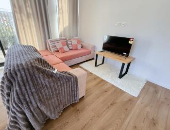 Close to New Lynn train station 3 bedroom townhouse, Auckland (photo 4)