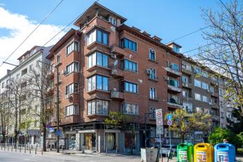 Luminous 2BDR with Balcony & View in the center, Sofia (photo 5)