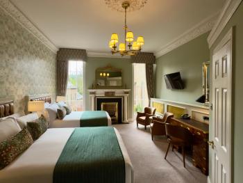 Stauntons on the Green Hotel, Dublin (photo 4)