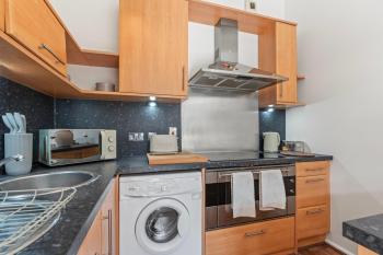 Bright Space in Birmingham - Balcony & WiFi, Birmingham (foto 5)