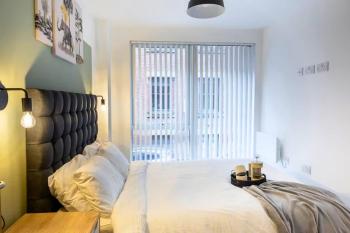 NEW Halo Nest - Modern & Comfortable, Manchester (fotografie 4)