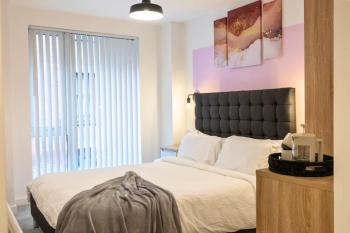 NEW Halo Nest - Modern & Comfortable, Manchester (fotografie 5)