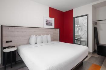 Ramada by Wyndham Brooklyn Near Flatbush, Brooklyn (photo 5)