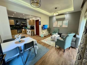 Top rated 1 BR with private garden in Karma Sheikh Zayed - only families & single travelers, Sheikh Zayed (Foto 2)