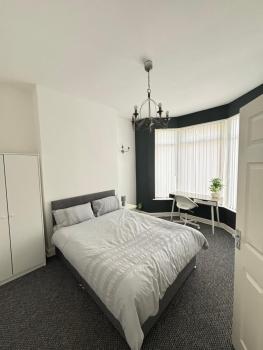 Cozy Double Room with 5 Minute Walk to Anfield Stadium ideal for Matchdays, Liverpool (foto 2)