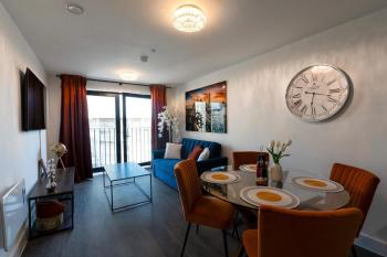Stylish Luxury Penthouse in Liverpool City Centre - Free Private Parking and Only 2km from Everton Stadium!, Liverpool (foto 2)