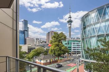 Modern Viaduct Apartment w pool gym Skytower views, Auckland (fotografie 2)
