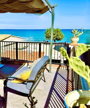 House on the beach, Agnone Bagni (fotografie 3)