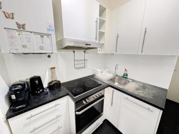 Lovely 2BR Apartment in Praterstern Area, Vienna (photo 4)