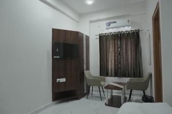 Tvscomforts, Hassan (photo 2)