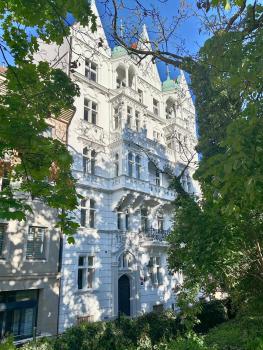 Apartment Divadelni - Historic Center & steps from Charles Bridge, Прага (фото 5)