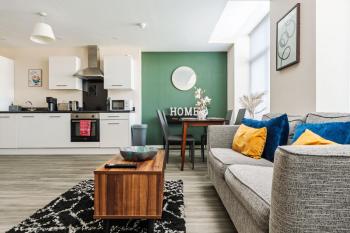 Central Apartment with 2 Parking Spaces!, Manchester (Foto 3)
