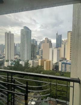 Mosaic Tower by LuxuReich, Manila (fotografie 4)