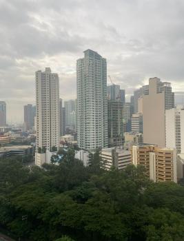 Mosaic Tower by LuxuReich, Manila (fotografie 5)