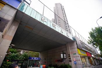EHUB - Modern Rare 4-Bedroom APT, 50m from subway, Shanghai (Foto 4)