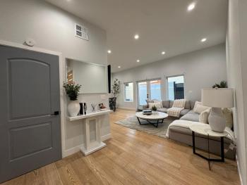 Newly constructed 2 bedroom by La Cienega Plaza with parking, modern kitchen, washer dryer and very central to attractions, Los Angeles (fotografie 3)