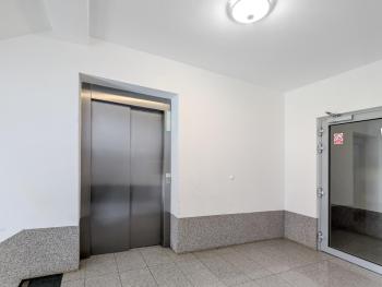 Jagodno Comfort Apartment by BookingHost, Breslau (Foto 2)