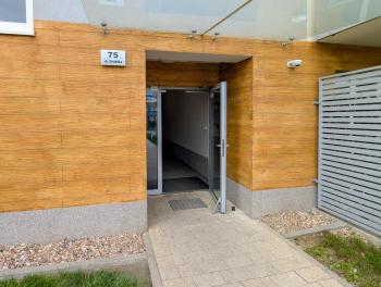 Jagodno Comfort Apartment by BookingHost, Breslau (Foto 5)
