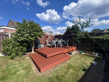 4 Bedroom House, Private Parking, Golf, Perfect For Families & Contractors, Лидс (фото 2)