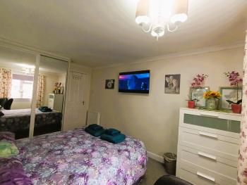 Double room in riverside apartment - B, Glasgow (zdjęcie 3)