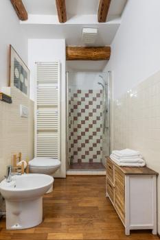 Monolocale sui tetti di Bologna - Via Indipendenza, Boloňa (fotografie 5)
