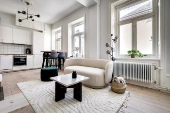Heart of Södermalm Walk to Everything - 2Bed Apart, Stockholm (photo 2)
