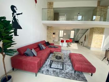 Loft With Pool Table, Kitchen Island & Gallery, Berlin (photo 4)