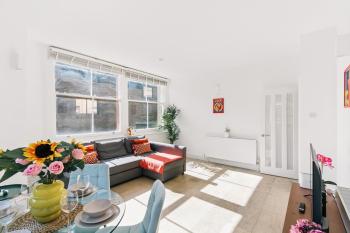Modern 2BR Apartment with Lift Access Prime Central London Location, Londres (photo 4)