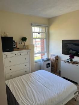 Cosy room with private bathroom and 2 bikes, Haag (fotografie 2)
