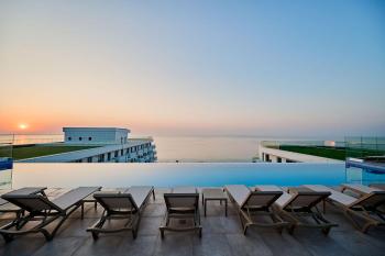 Sun & Fun Apartment Infinity Pool Spa Resort, Мамая (фото 5)