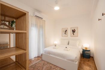 1BR Next to Metro Modern Comfort, Atenas (foto 3)