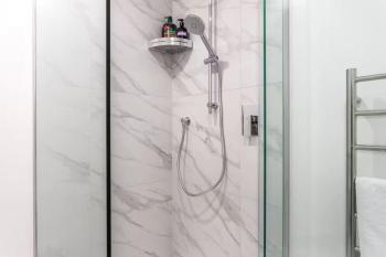 Gorgeous 2 Bed Henderson Stay, Auckland (photo 5)