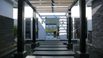 Naisoso Lake Side Villa, Nadi (Foto 4)