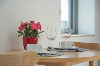 Air-conditioned Modern Studio with Parking in the Centre of Wroclaw by Noclegi Renters, Breslau (Foto 3)