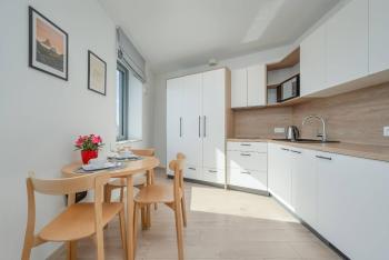 Air-conditioned Modern Studio with Parking in the Centre of Wroclaw by Noclegi Renters, Breslau (Foto 4)