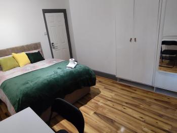 Double-Bedroom in the Heart of Harpurhey Manchester A2 Perfect for Short Stays, Manchester (photo 2)