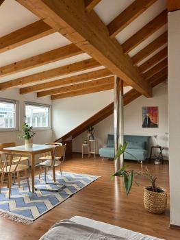 Cozy loft with a view, central, close to tradefair, Düsseldorf (Foto 2)