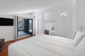 AMORE RENTALS - The Square Penthouse, Sorrento (fotografie 3)