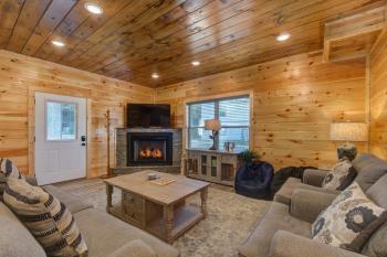 Rustic Modern Mountain Cabin by Avada Properties, Pigeon Forge (photo 5)