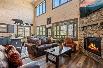 Cabin By The Creek by Avada Properties, Sevierville (foto 3)