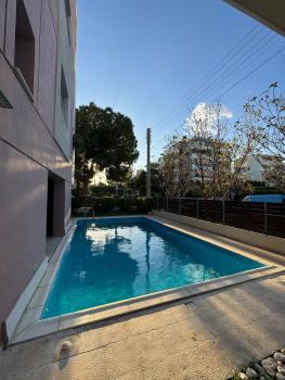 Lulu's pool and garden, Athens (photo 2)