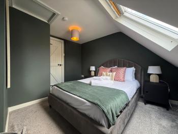 Charming cottage in WINDSOR - WALK TO CASTLE &SHOPS! - By Tempstay, Windsor (Foto 4)