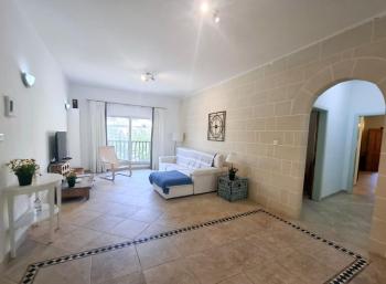 V86 - The 2 Bedroom Central Spot, Sliema (Foto 2)
