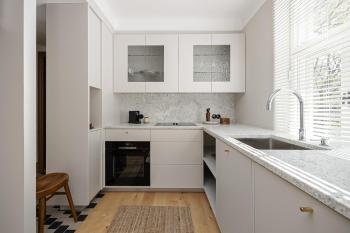 Modern central flat in a green courtyard, Tallinn (photo 2)
