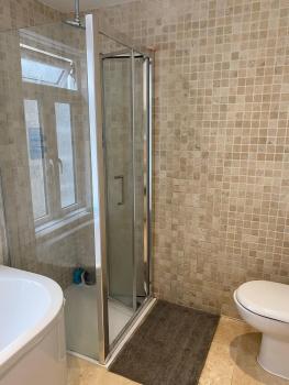 Modern, Spacious 1 Bedroom Garden Flat SW18, London (photo 3)
