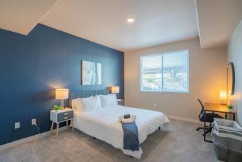 Spacious 2BD - Gym, Pool, Parking, W-D - Sleeps 8, Tempe (Foto 4)