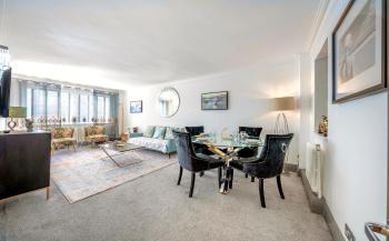 DELUXE Apartment With Terrace over HARRODS, Londyn (zdjęcie 2)