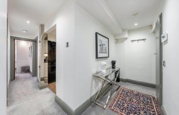 DELUXE Apartment With Terrace over HARRODS, Лондон (фото 5)