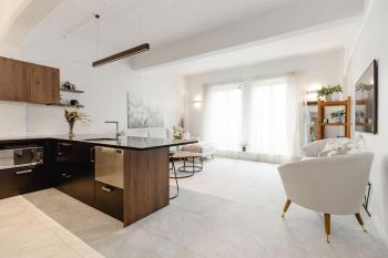 Bright & Spacious 1BR Apt - Central City Stay, Wellington (photo 2)