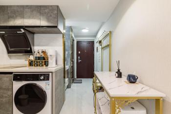 Shanghai Stylish Loft near Riverside Smart Home & Bathtub 上海精装复式公寓近黄浦江, Shanghai (foto 5)
